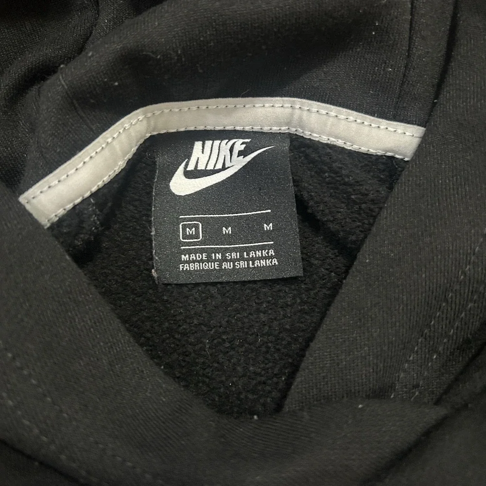 Nike youth medium